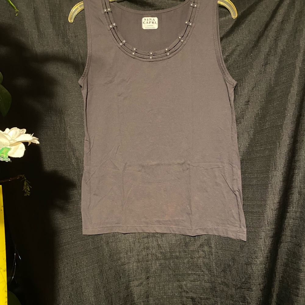 Nina Capri tank top